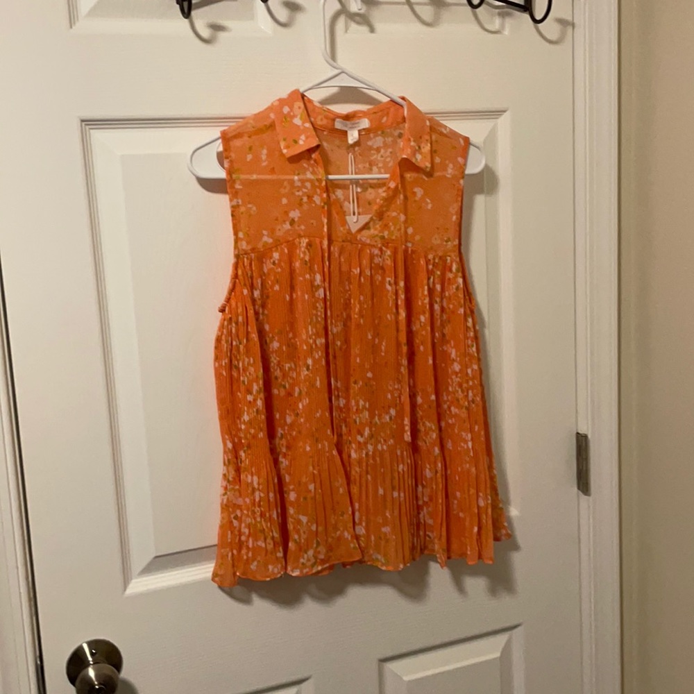 BNWT women’s tank size small